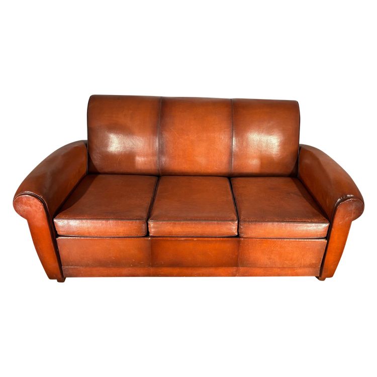  Club Sofa