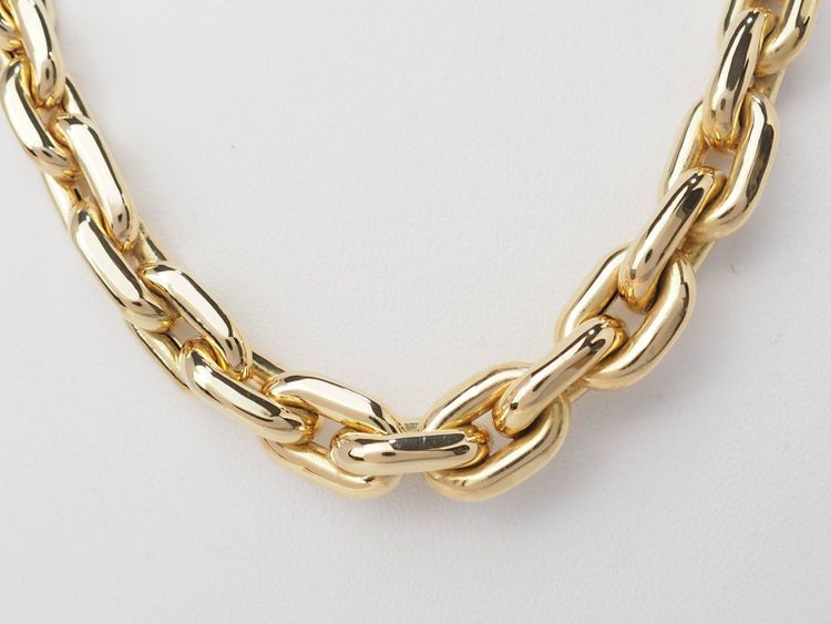 Yellow gold and diamond filing chain necklace