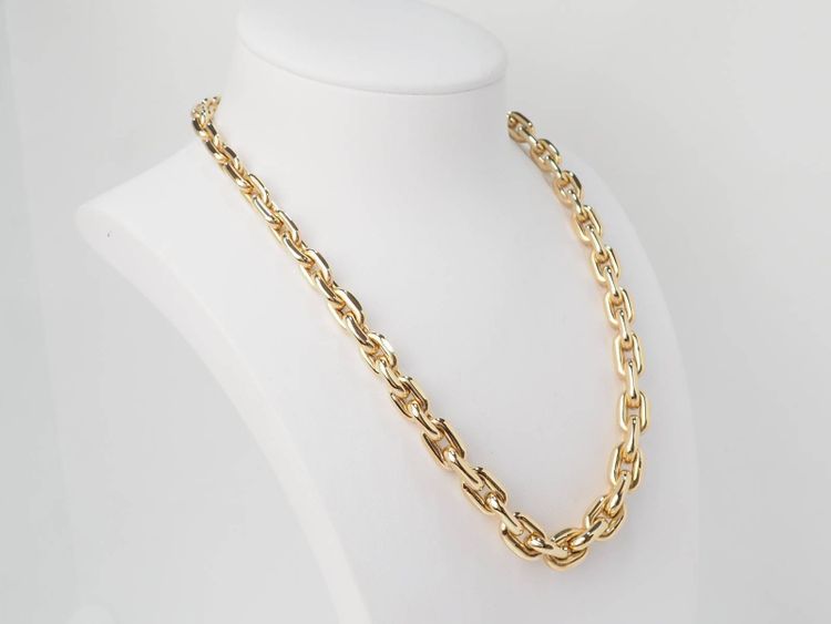 Yellow gold and diamond filing chain necklace