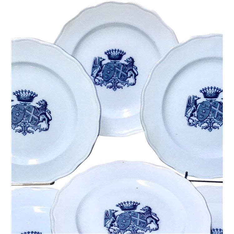 English earthenware plates with heraldic nobility coat of arms, 19th century