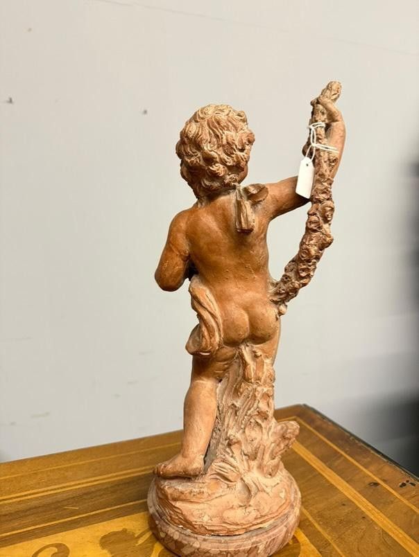 Sculpture ancienne d'un chérubin en fête en terre cuite, fin du XVIIIe siècle, France, h35 cm