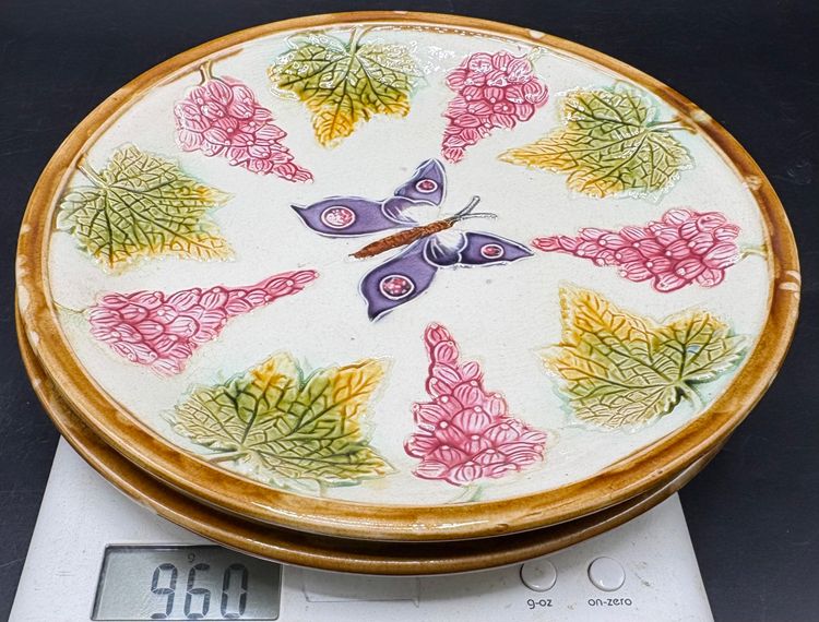 BUTTERFLY PLATES