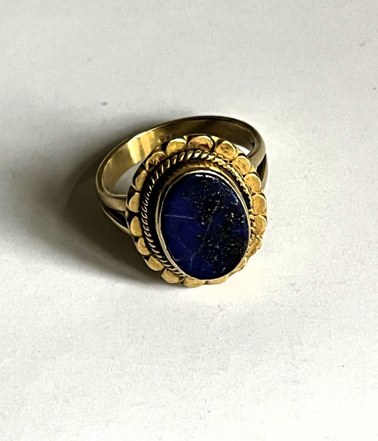 Vermeil and lapis lazuli ring