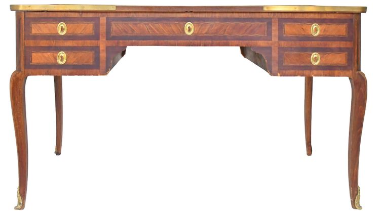 Bureau plat de style Louis XV en marqueterie 