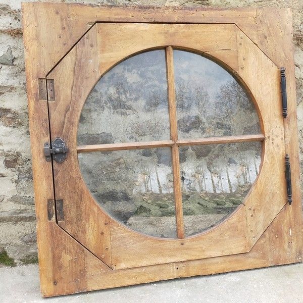 Grande porta finestra in legno di quercia con occhio di bue antico 107x107 cm