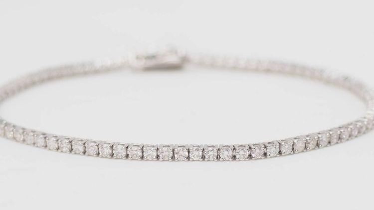 Bracelet de luxe rivière en or gris et diamants 2,04cts