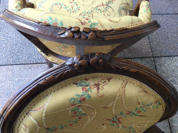 Paire De Fauteuils  Louis XV, XVIIIe Siècle