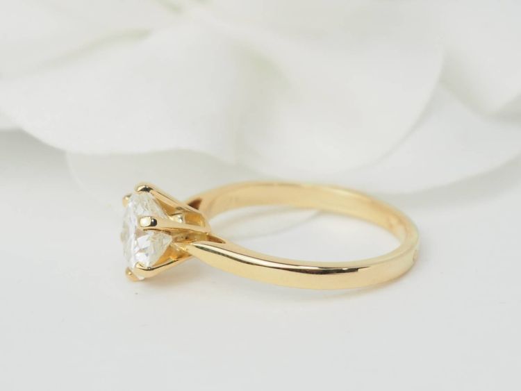 Bague solitaire en or jaune et diamant 1.59ct