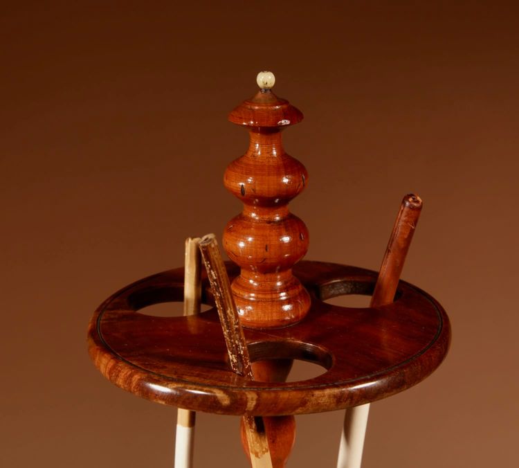 Treen, Tobacco Interest, Set of a Mahogany Barrel Pipe Stand and its Mahogany Tobacco Box