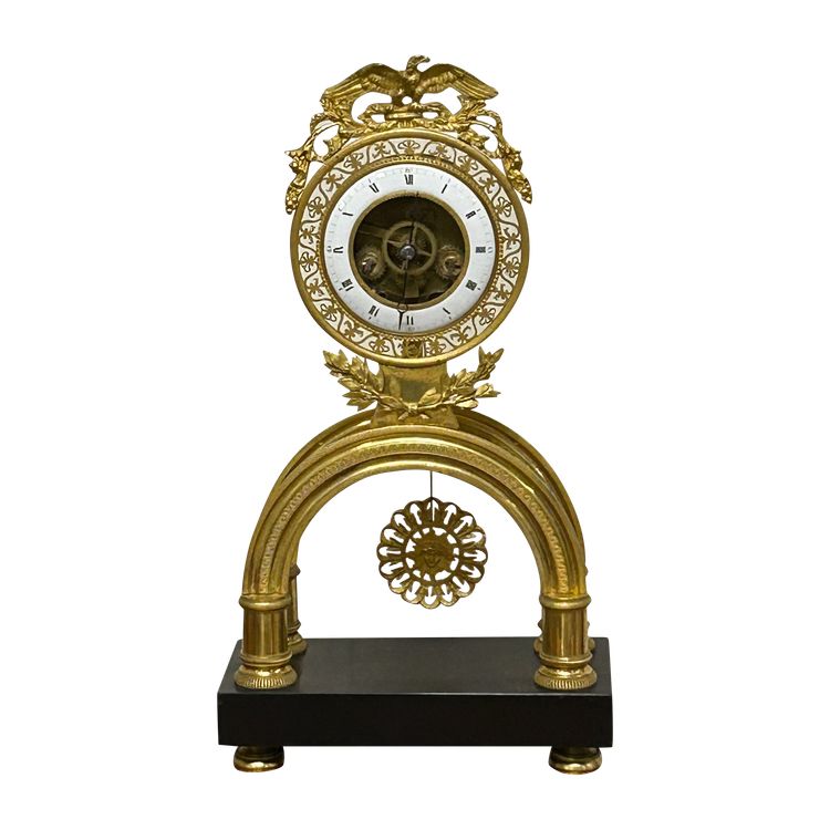 Arch Skeleton Clock, Directoire Periode, vergoldete Bronze - Empire