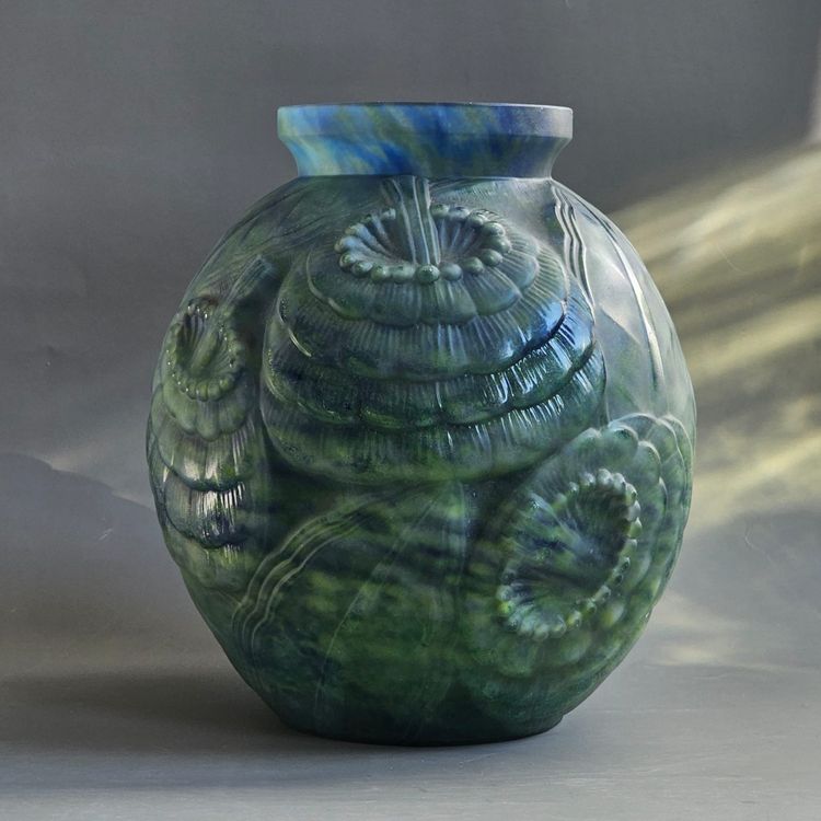 Davesne vase