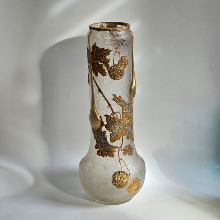 Montjoye vase