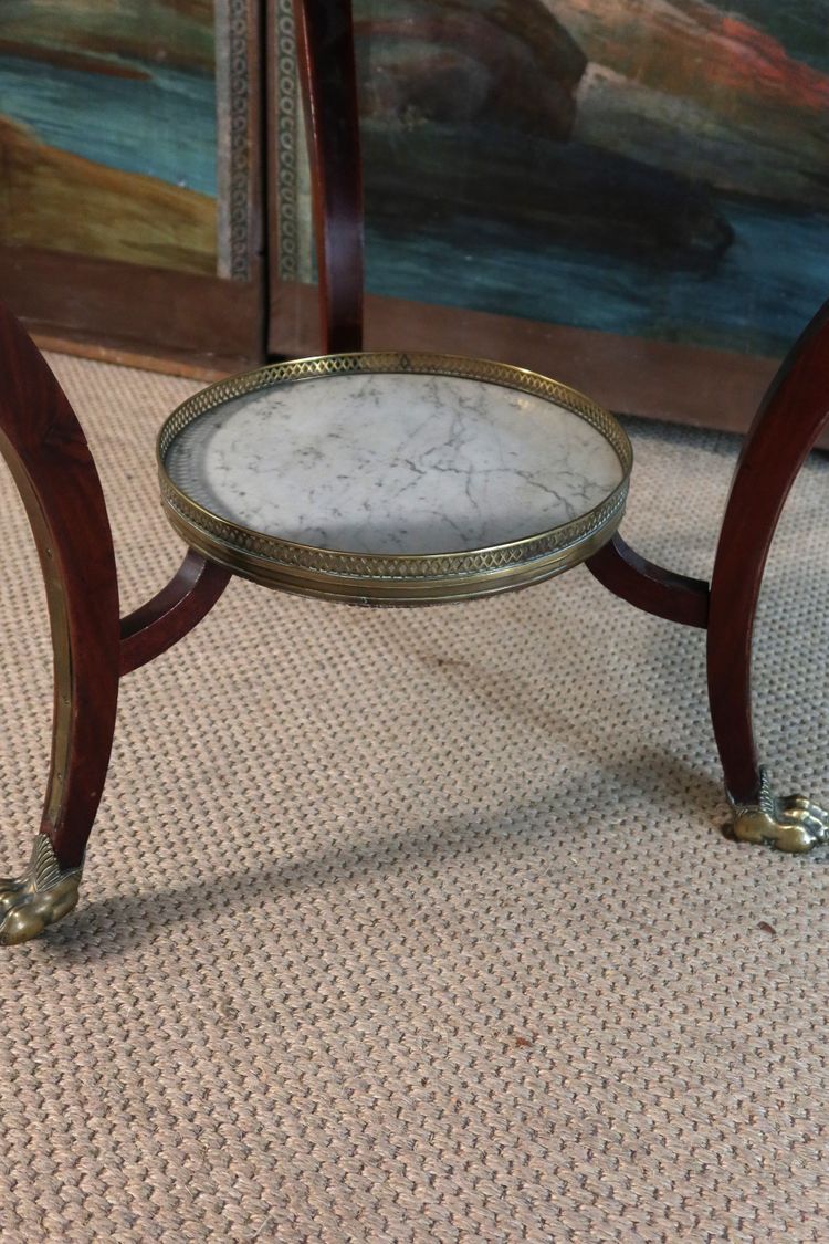 Empire pedestal table