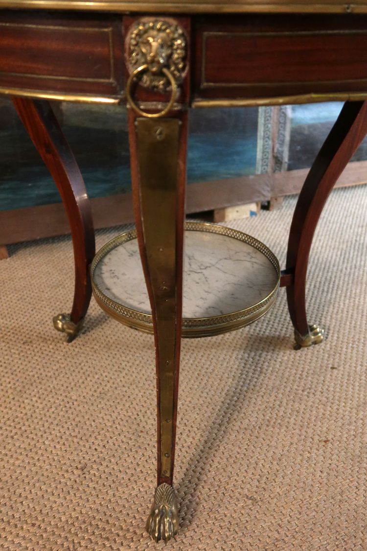 Empire pedestal table