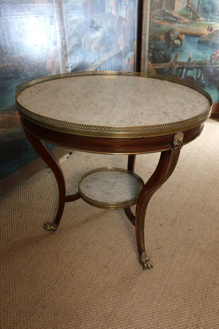 Empire pedestal table