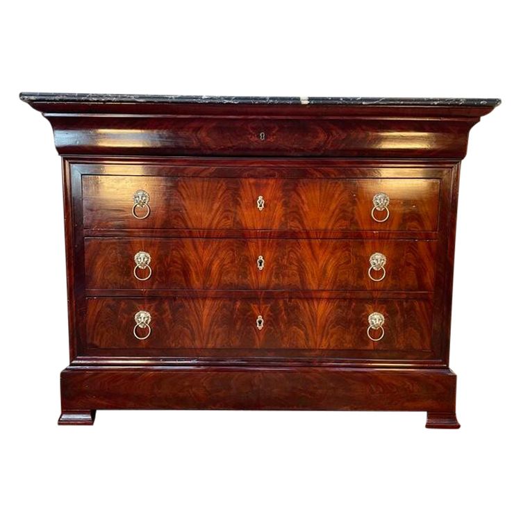 Commode époque Louis Philippe en acajou 