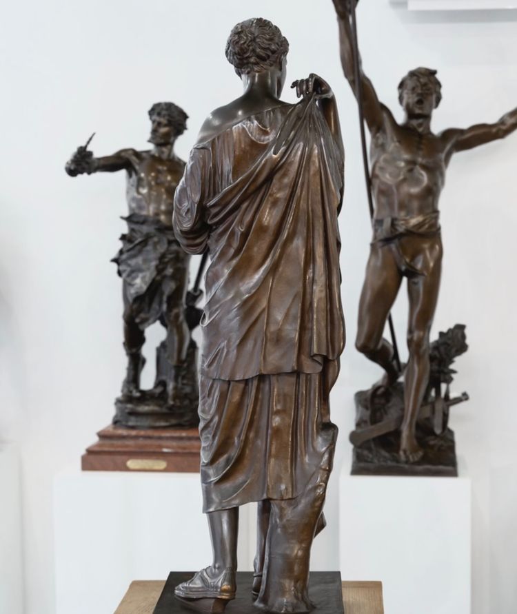 Skulptur - Diane De Gabies, Gründerin von Ferdinand Barbedienne - Bronze