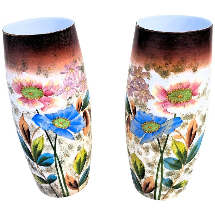 Paire de vases en opaline époque 19ème