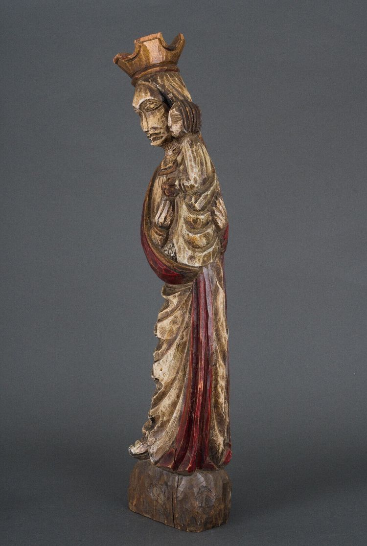 Virgin and Child Polychrome carved wood Mid-20th century Large size