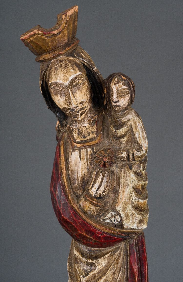 Virgin and Child Polychrome carved wood Mid-20th century Large size