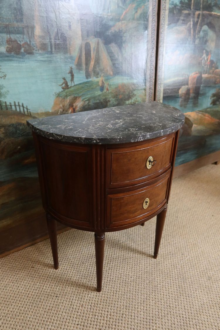 Commode demi-lune Louis XVI