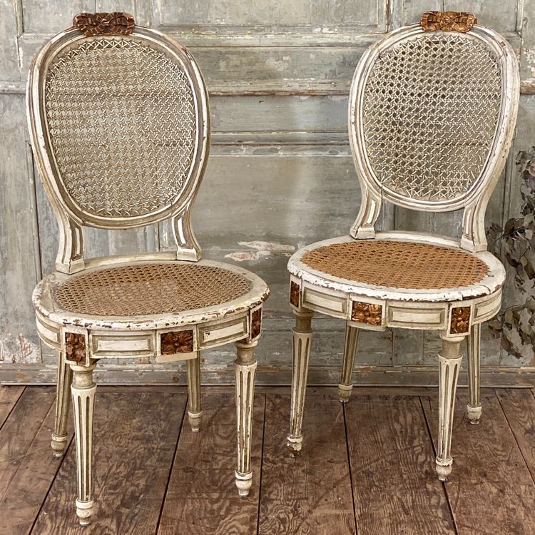 Paire de chaises cannées d'époque Louis XVI