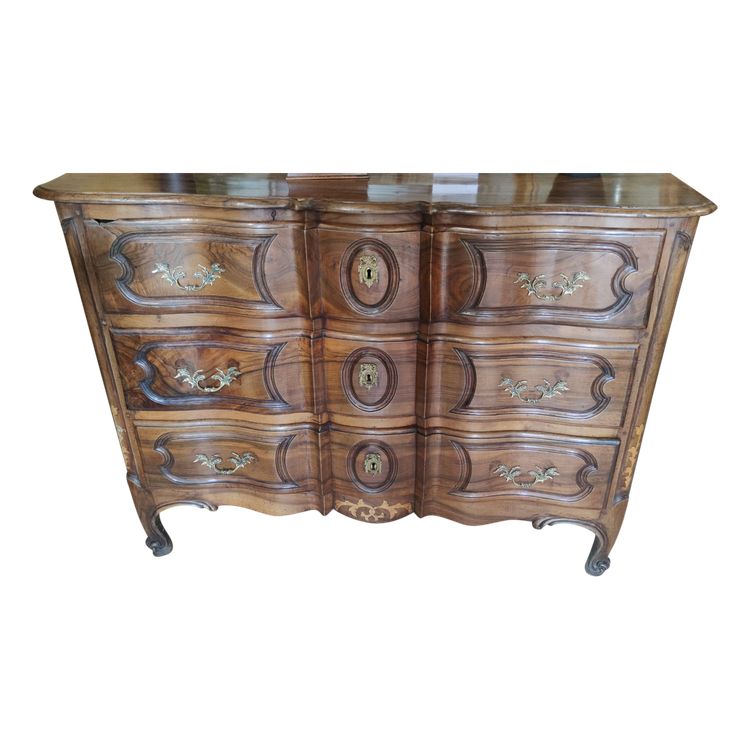 18th century walnut crossbow chest of drawers