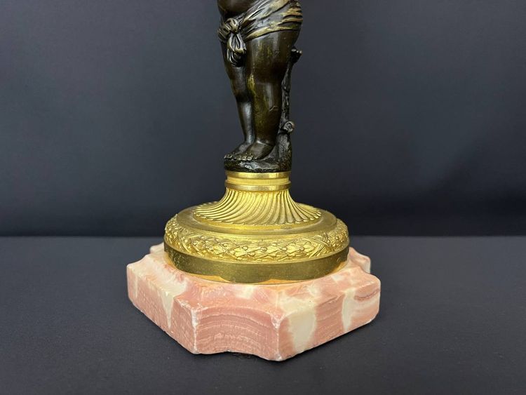 Élégant vide-poches en bronze doré et patiné avec putti – style XIXe siècle