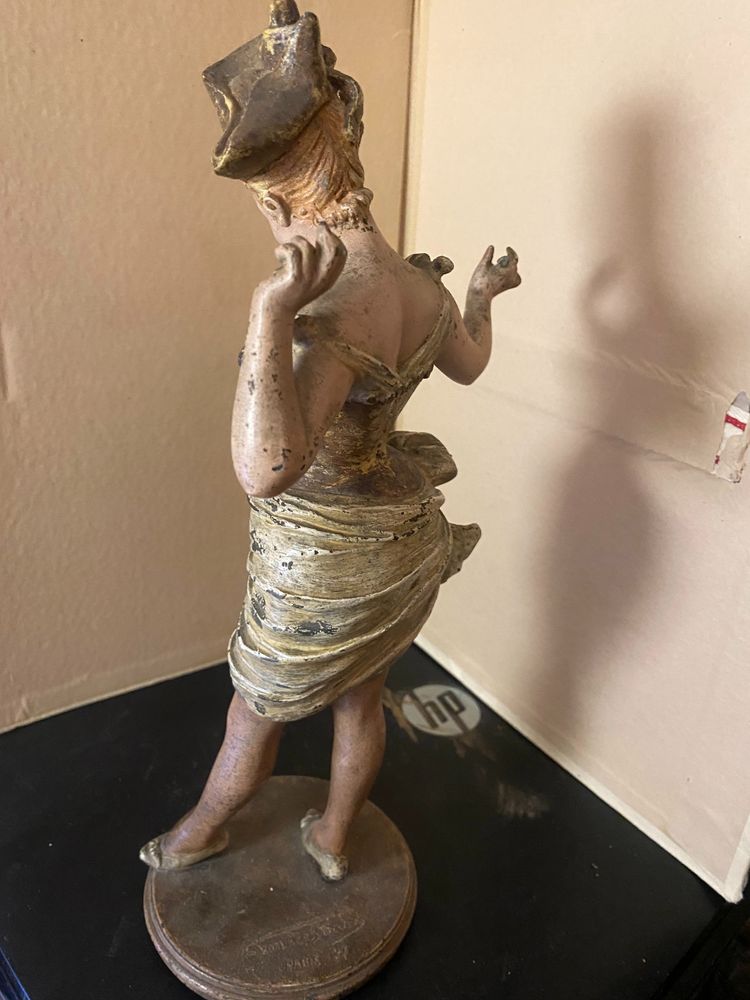  Charmante statuette de Vienne "La coquette frileuse baigneuse " vers 1900 époque Art nouveau