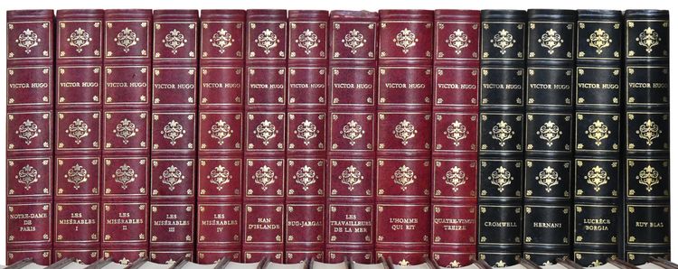 Sammlung Bücher von Victor Hugo, Œuvres Romanesques Dramatiques et Poétiques, 38 Bände