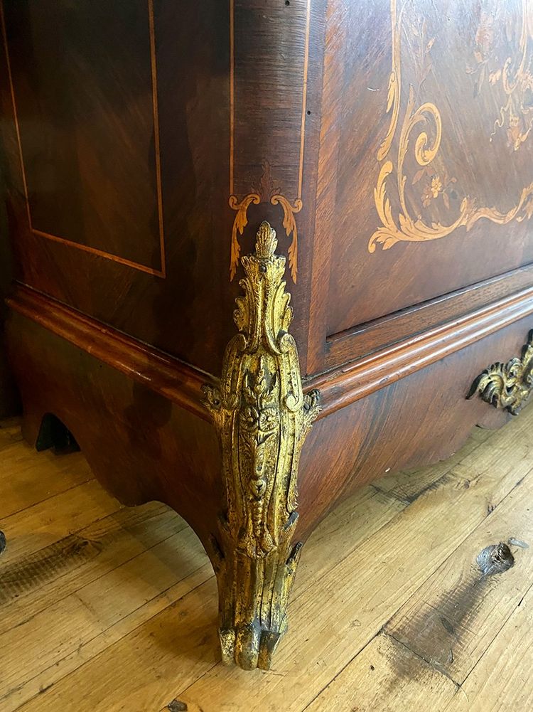 Napoleon III high cabinet, richly inlaid