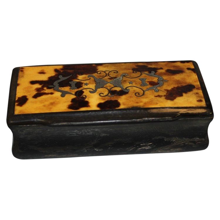 Snuffbox In Horn And Inlay End XIX