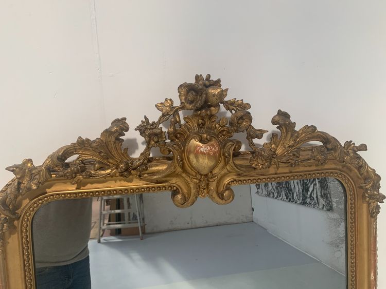 Louis XV style mirror in wood and gilded stucco XIX century