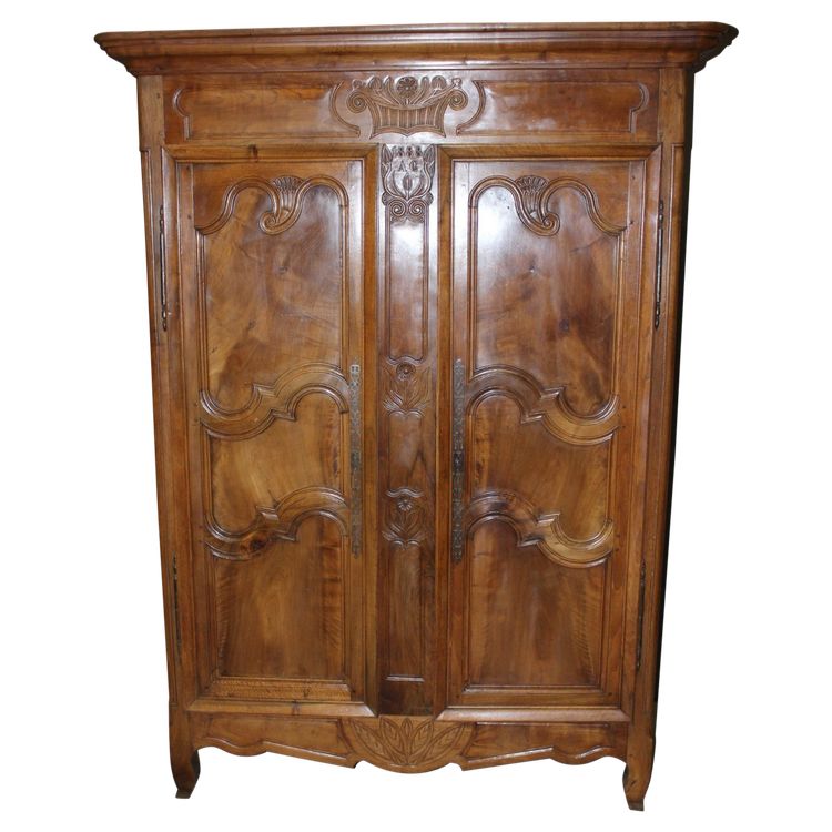 Armoire Bressane En Noyer Datée 1888