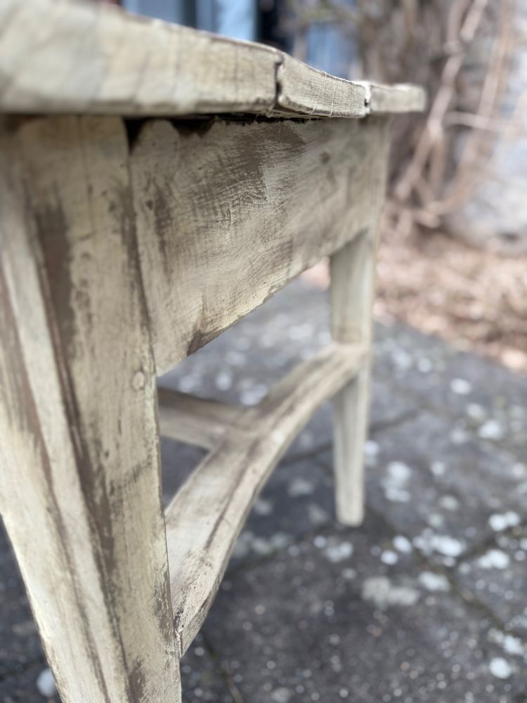 Table de ferme aux motifs peints et patine datant du 19e siècle 