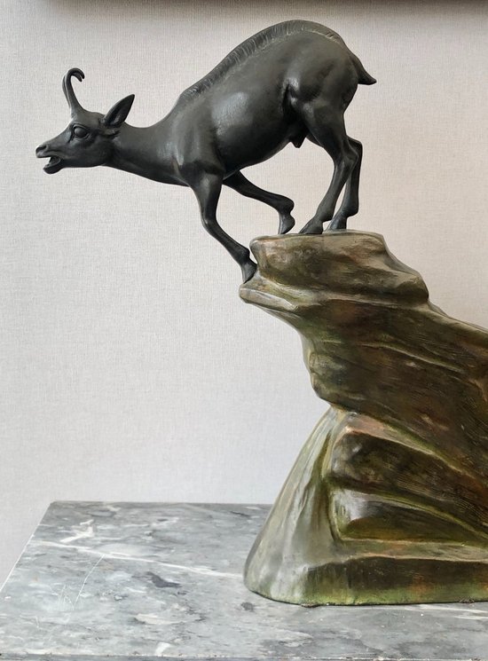 Bronze Figurant Des Chamois. Louis-albert Carvin (1875 - 1951)