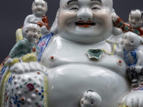 Budai Aus Terrakotta, glasiert, 20. Jahrhundert