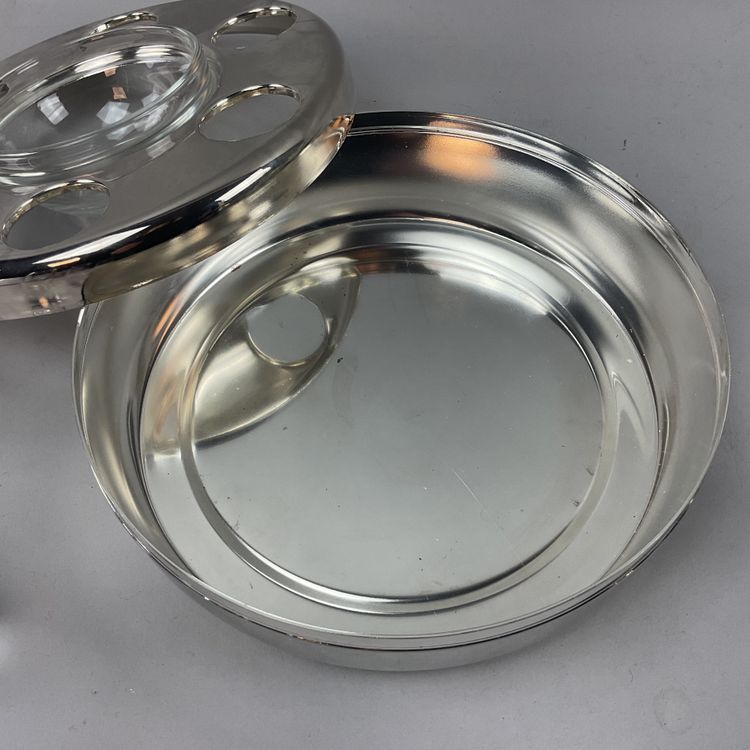 Wodka- und Kaviarservice aus versilbertem Metall