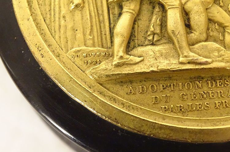 Box Tortoiseshell Medal Metal Adoption Children General Foy French 1825 19th