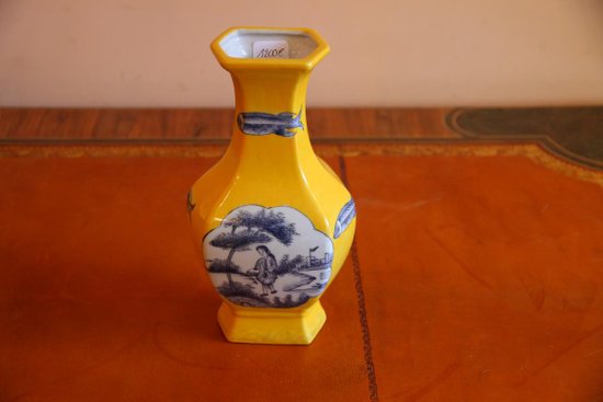 Chinesische Vase aus dem späten 19. Jahrhundert