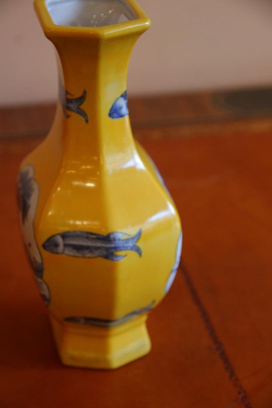 Chinesische Vase aus dem späten 19. Jahrhundert