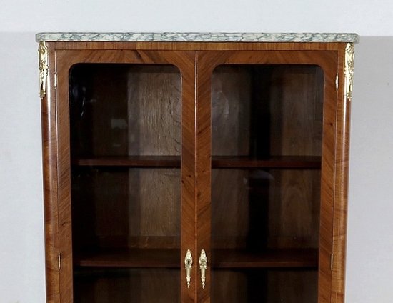 Petite Vitrine en Bois Précieux, style Transition Louis XV / Louis XVI – Début XXe 