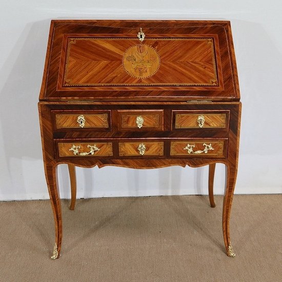  Middle slope desk in precious wood, Louis XV period - XVIIIth century