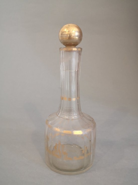 Liquor decanter - Glass - 18th century