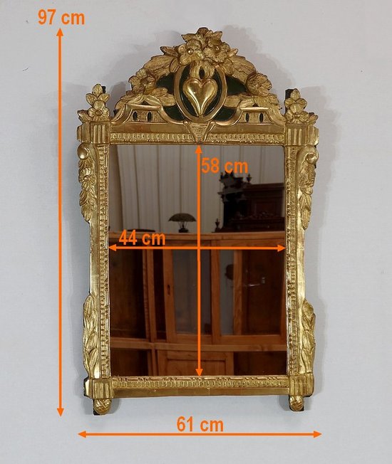  Miroir en bois doré, style Louis XVI – Début XXe 