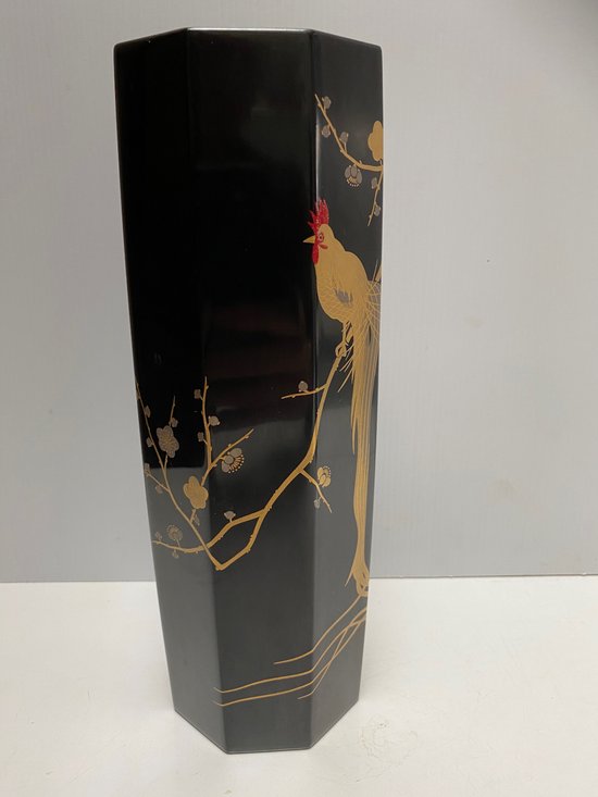 VASE LAQUÉ JAPONAIS…