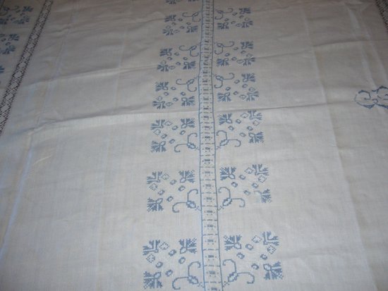 Embroidered linen and lace tablecloth, EA monogram circa 1900