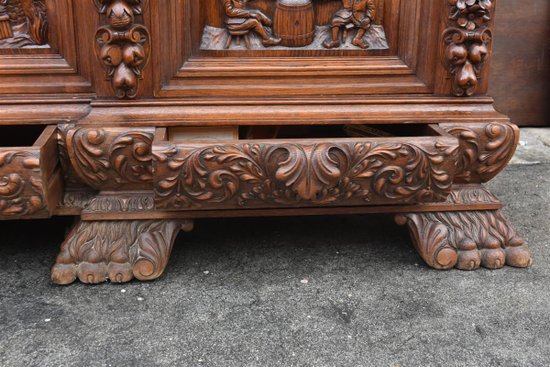 Exceptional Richly Carved Renaissance Wardrobe