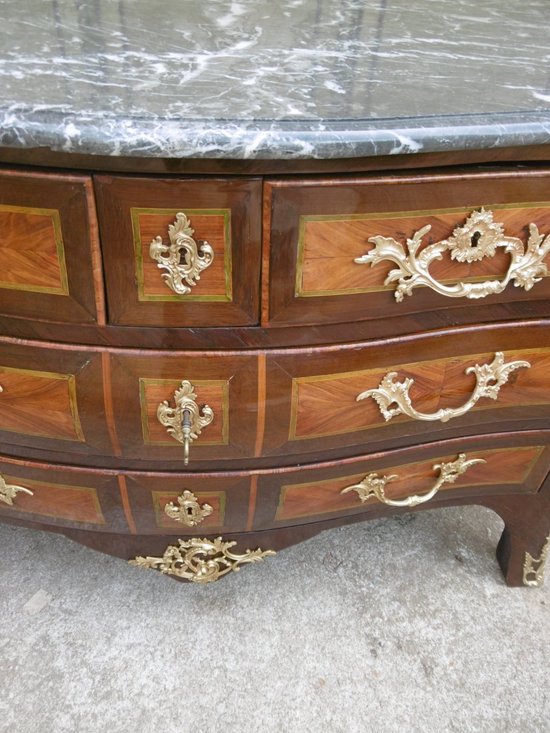 Chest of drawers Louis XV period 18th century