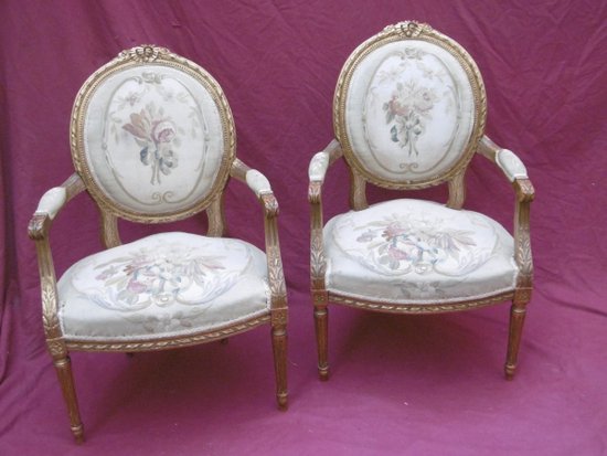 Suite Of Four Louis XVI style Armchairs with Medallion Back